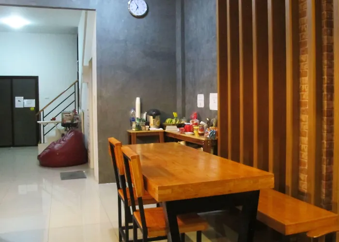 旅馆 Homey-sleepy Don Mueang Airport