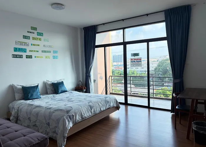 Homey-sleepy Don Mueang Airport Hostel *